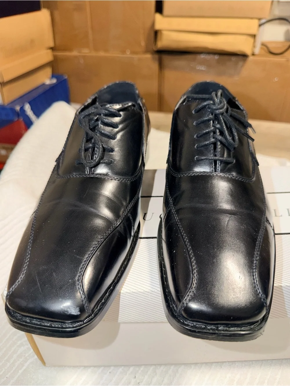Hugo Vitelli Men’s Black Leather Square Toe Dress Shoes Size 8.5